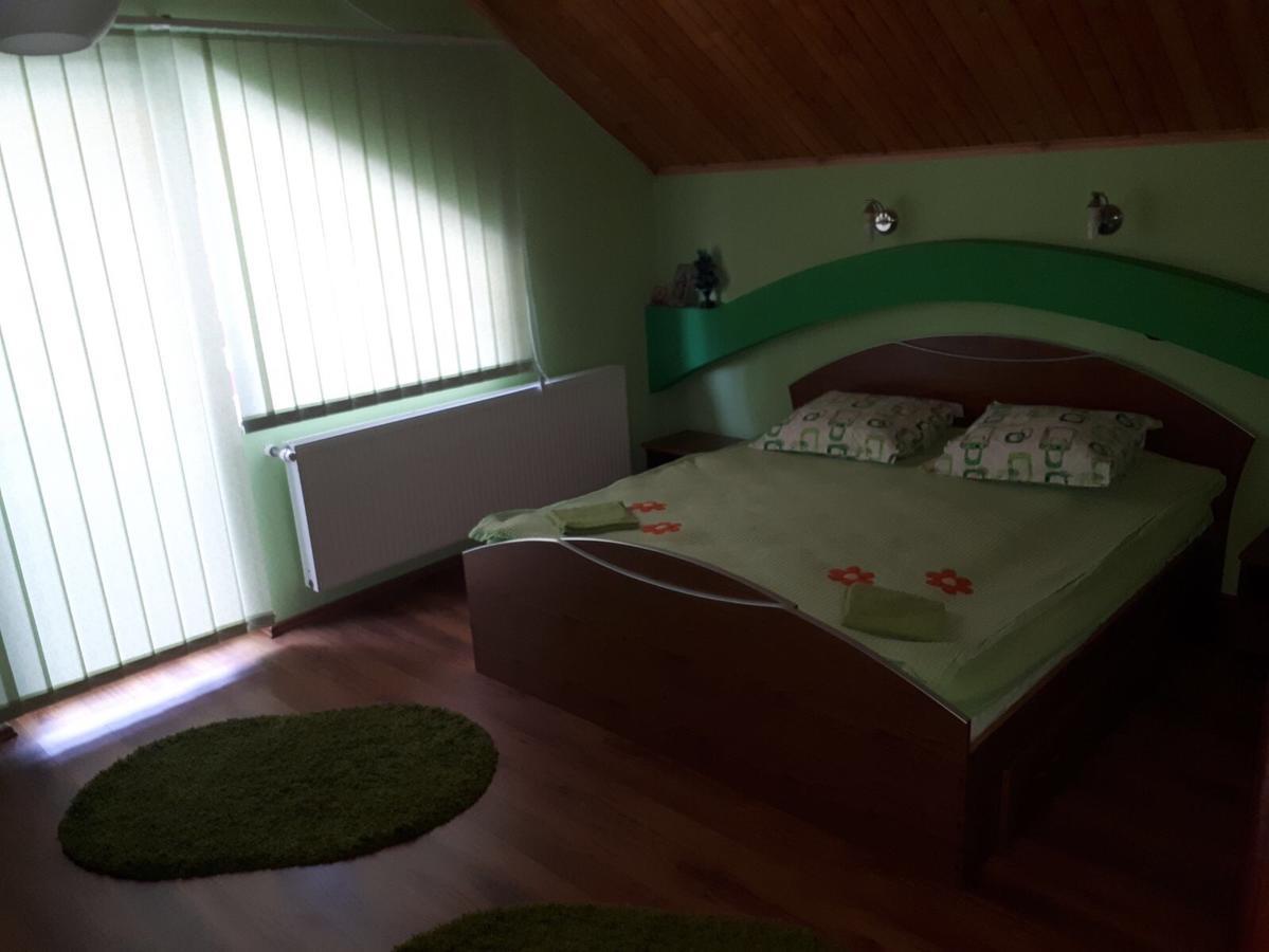 Casa De Vacanta プルウル・レチェ エクステリア 写真